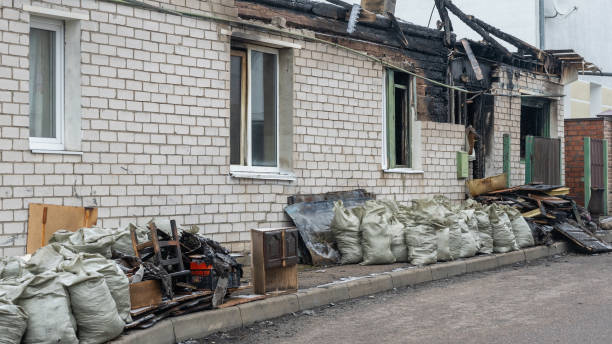 24/7 Emergency Fire Damage Removal experts in London, CA